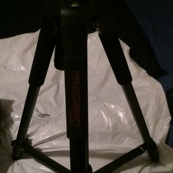 Precision Tripod - Picture 2 of 4